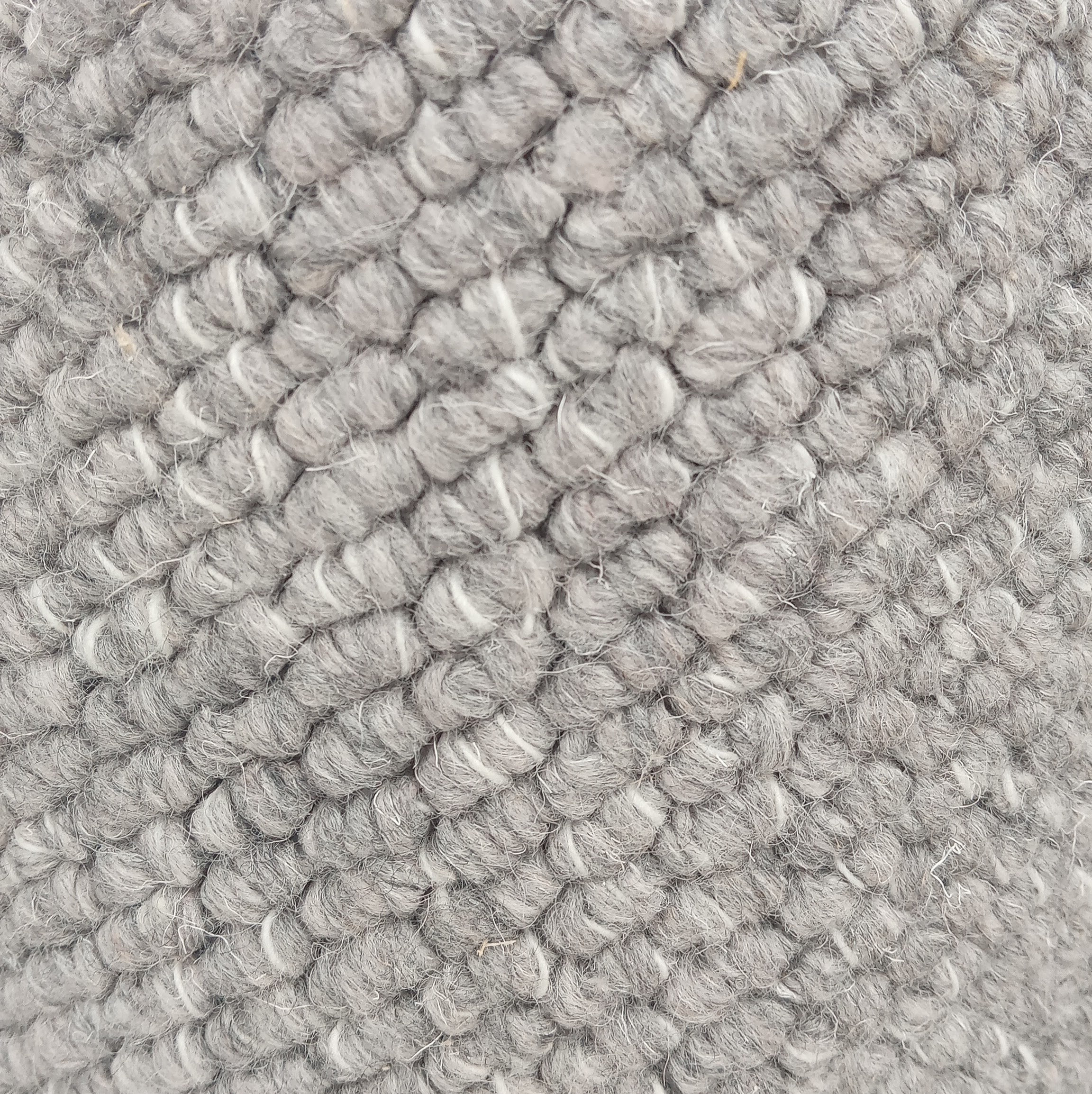 Soft Taupe | Chunky Loop Pile | 399 X 158 cm